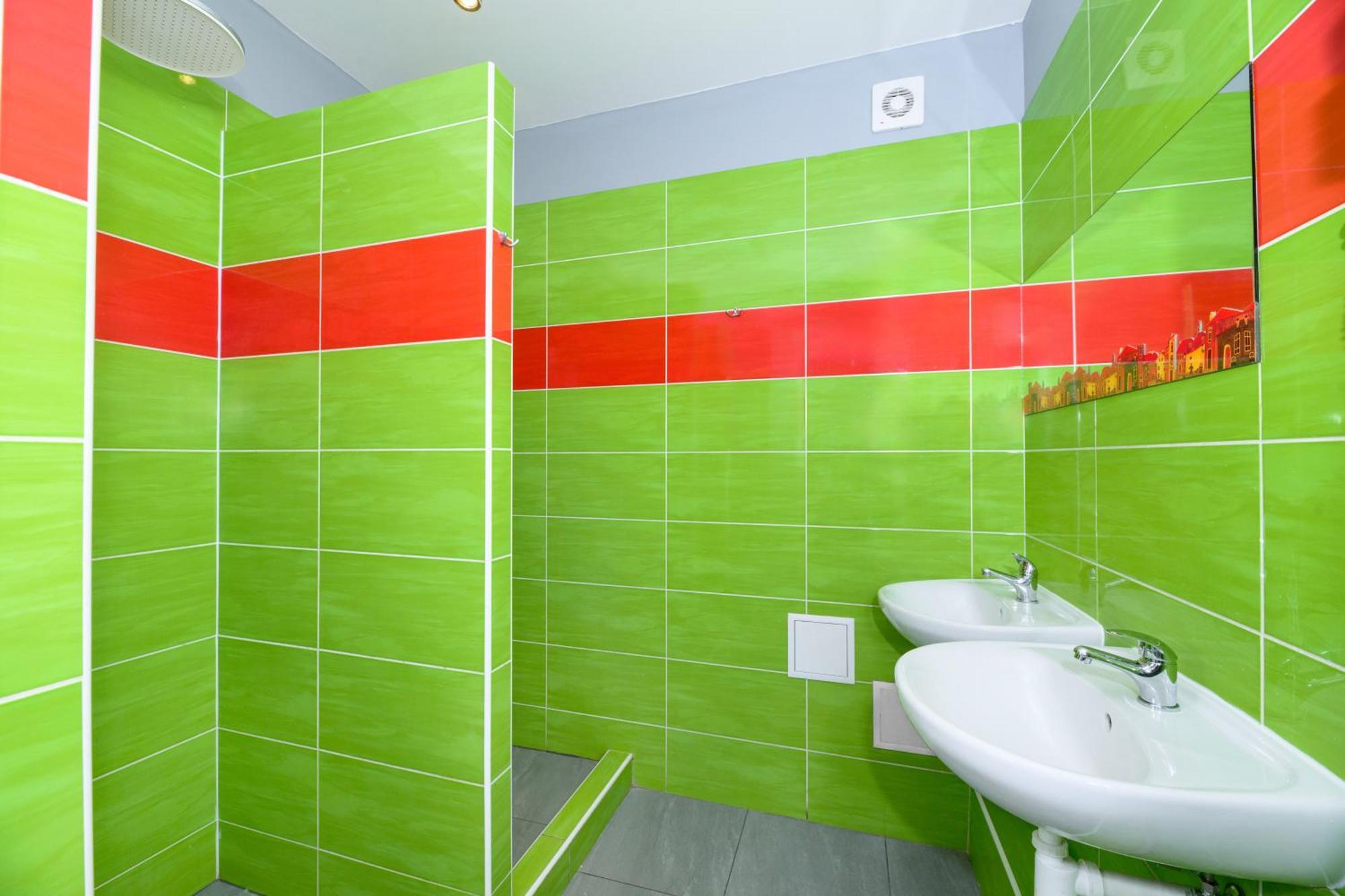 Benedikt City Center Hostel Прага Екстер'єр фото